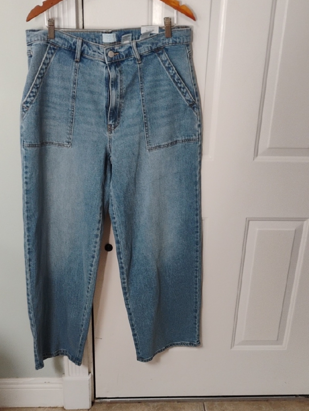 Light Wash Women's High-Rise Straight Jeans Relaxed Fit